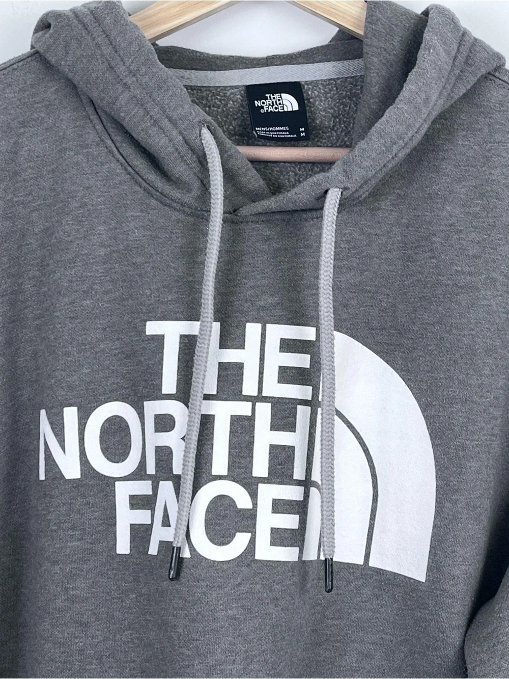 The North Face Men's Fleece Half Dome Graphic Pullover Hooded Sweatshirt Size M